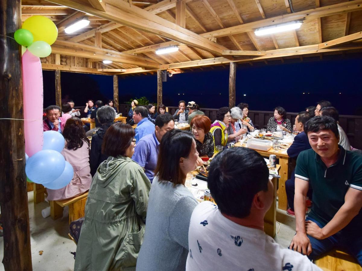 Tonosaki Bungalow & Bbq Tsushima  Exterior photo